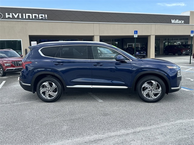 2022 Hyundai Santa Fe SEL photo 2