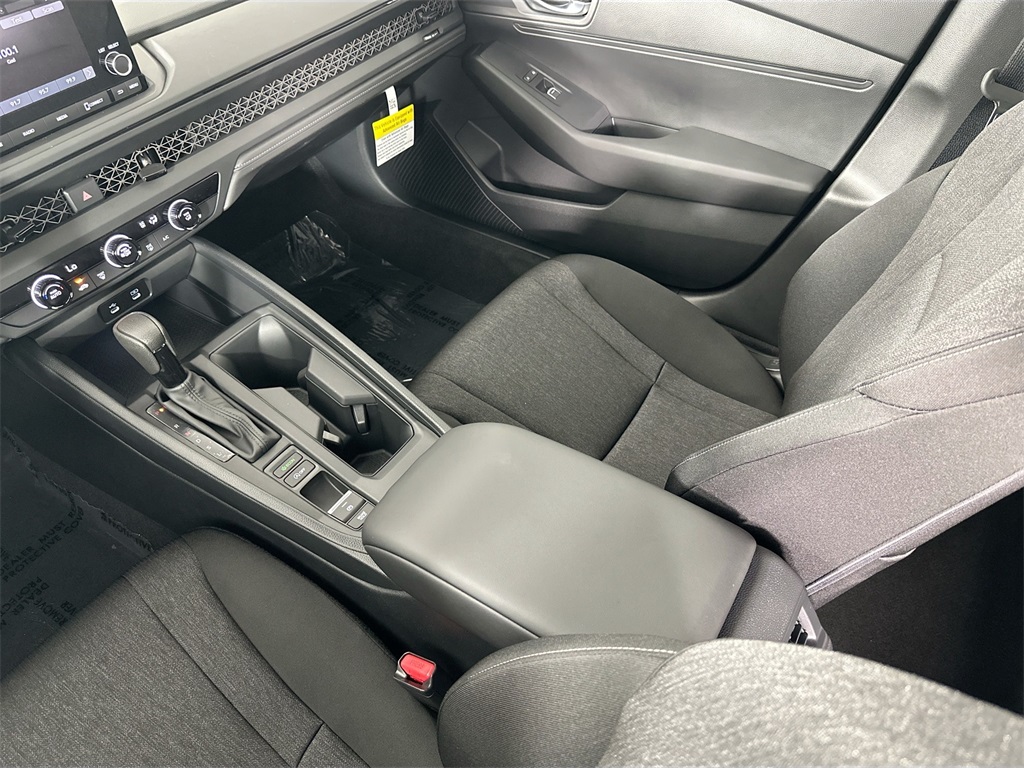 2025 Honda Accord 1.5T LX photo 22