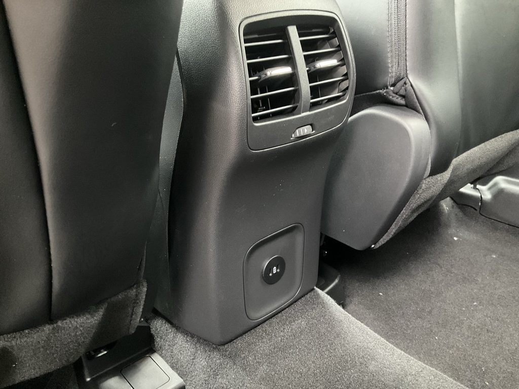 2025 Ford Escape ST-Line photo 18