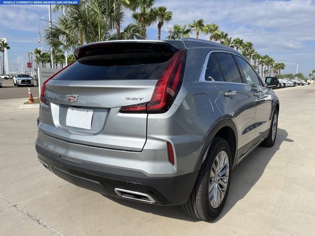 2025 Cadillac XT4 Premium Luxury photo 5