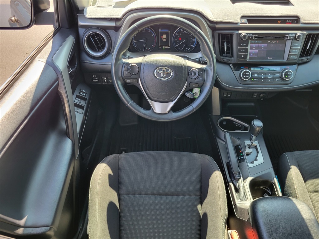 2018 Toyota RAV4 XLE photo 13