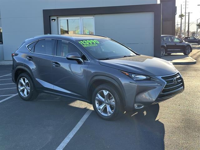 2017 Lexus NX 200t Luxury photo 5