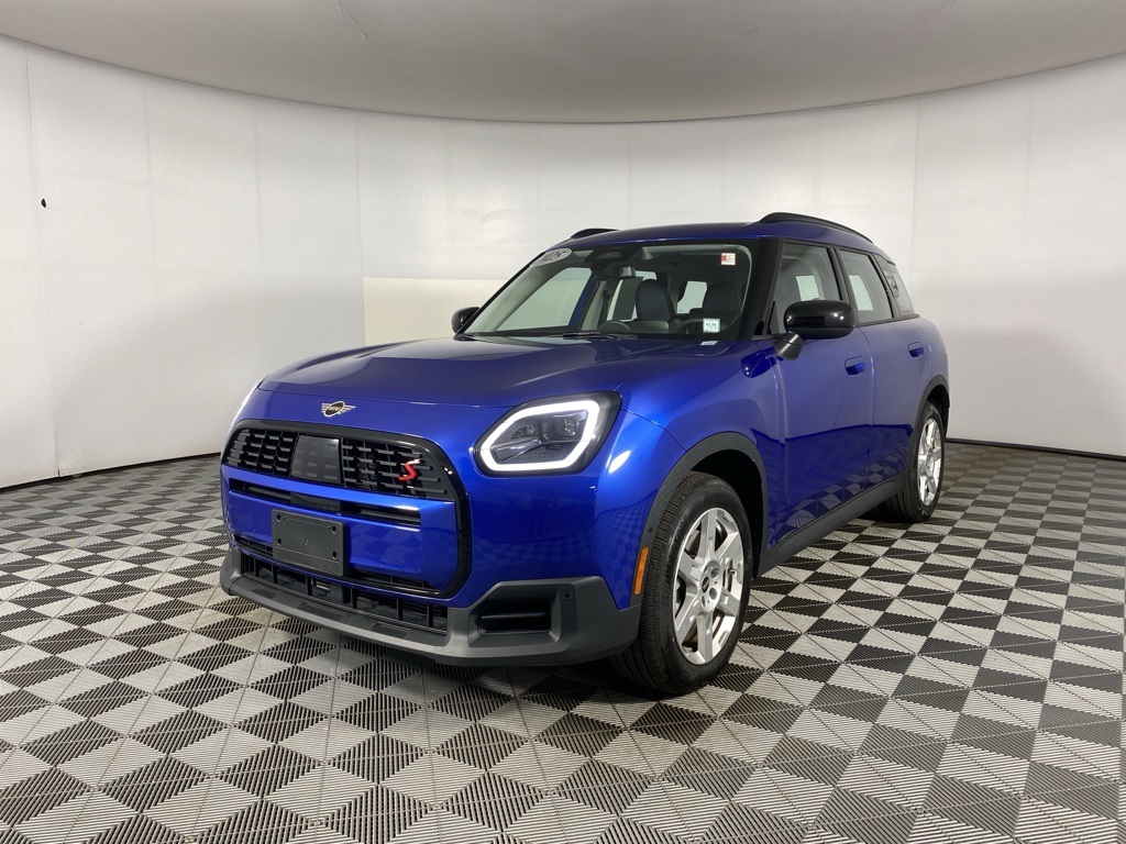 2025 Mini Cooper S ALL4 photo 2