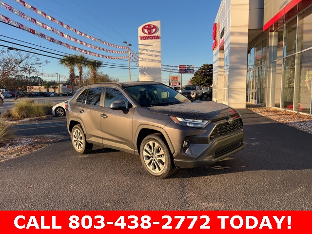 2023 Toyota RAV4 XLE Premium's photo