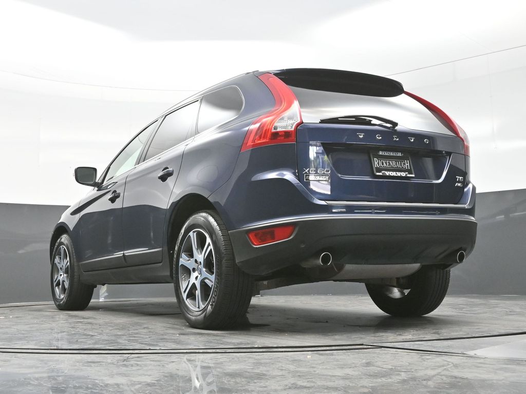 2012 Volvo XC60 T6 Premier Plus photo 21