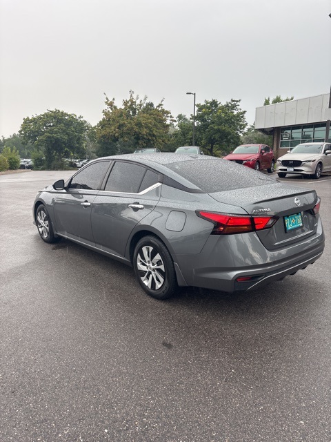 2020 Nissan Altima 2.5 S photo 2