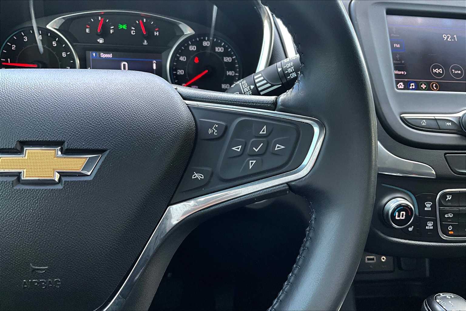 2020 Chevrolet Equinox LT photo 22