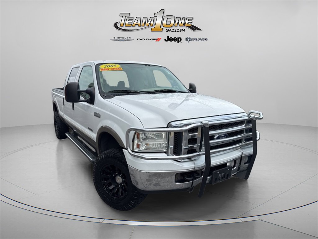2005 Ford F-250 Lariat photo 2