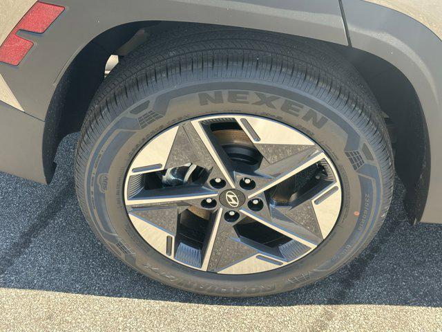 2025 Hyundai Tucson Hybrid SEL Convenience photo 13