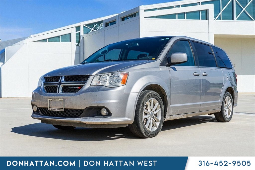 Used 2018 Dodge Grand Caravan SXT with VIN 2C4RDGCG7JR205657 for sale in Augusta, KS