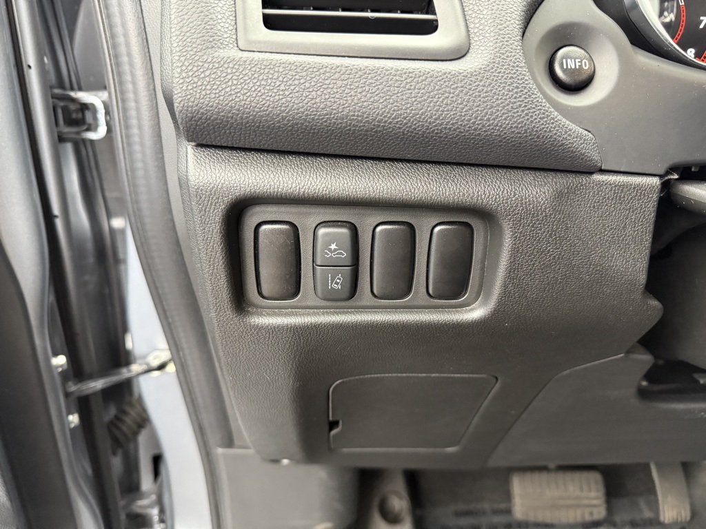 2024 Mitsubishi Outlander Sport ES photo 37