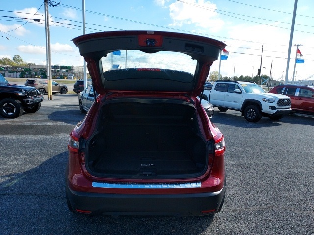 2022 Nissan Rogue Sport SV photo 3