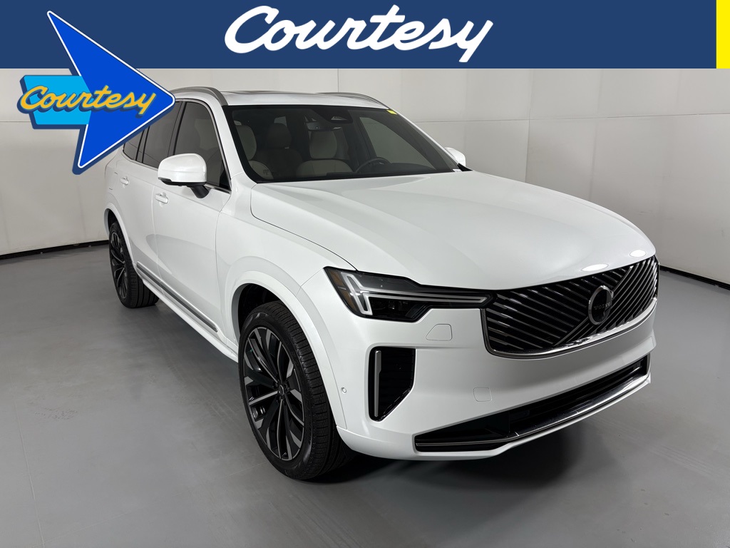 2026 Volvo XC90 Plus's photo