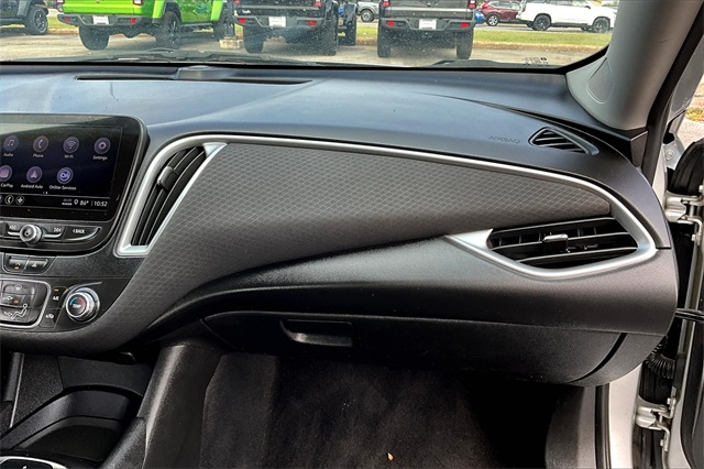 2022 Chevrolet Malibu RS photo 24