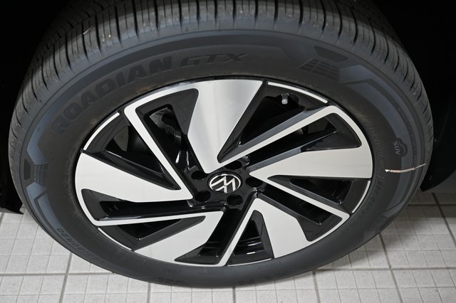 2026 Volkswagen Atlas SEL photo 17