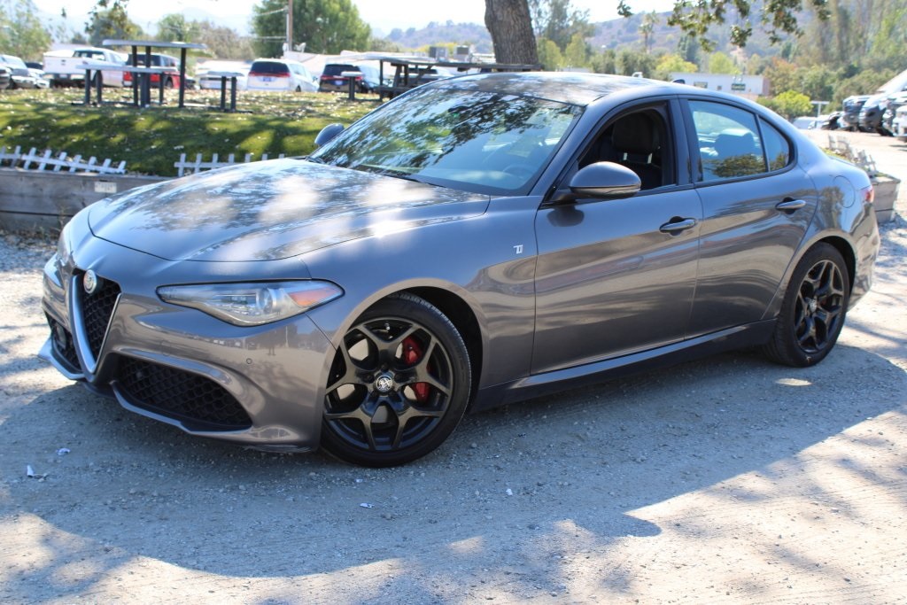 2022 Alfa Romeo Giulia Ti