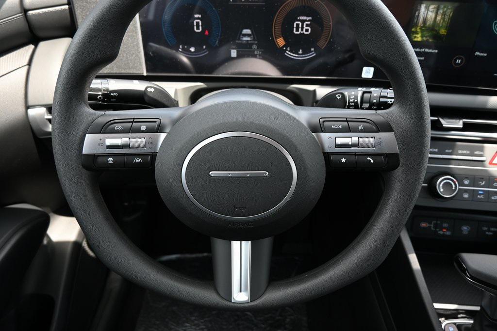 2025 Hyundai Tucson SE photo 9