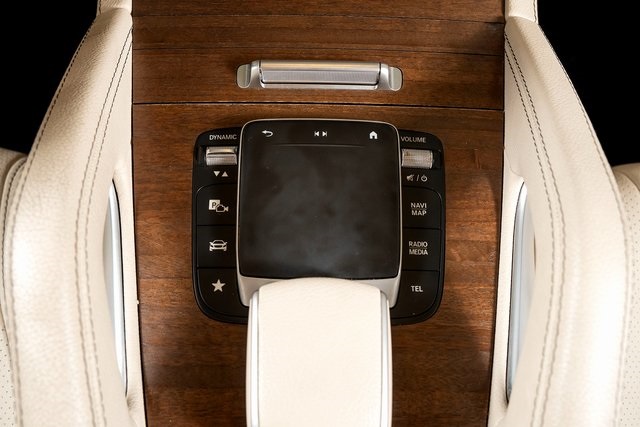 2022 Mercedes Benz GLS 450 4MATIC photo 45