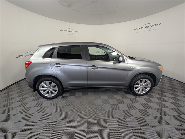 2015 Mitsubishi Outlander Sport SE photo 6