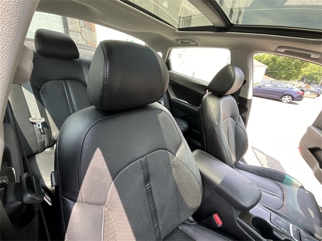 2018 Kia Optima EX photo 34