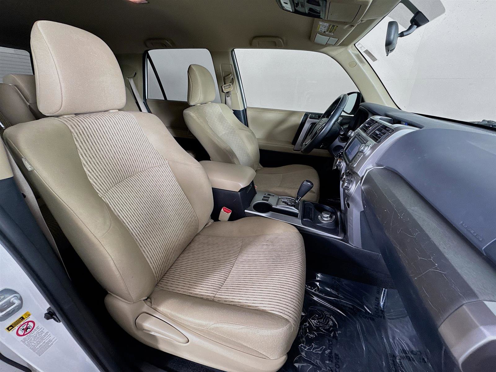 2015 Toyota 4Runner SR5 photo 24