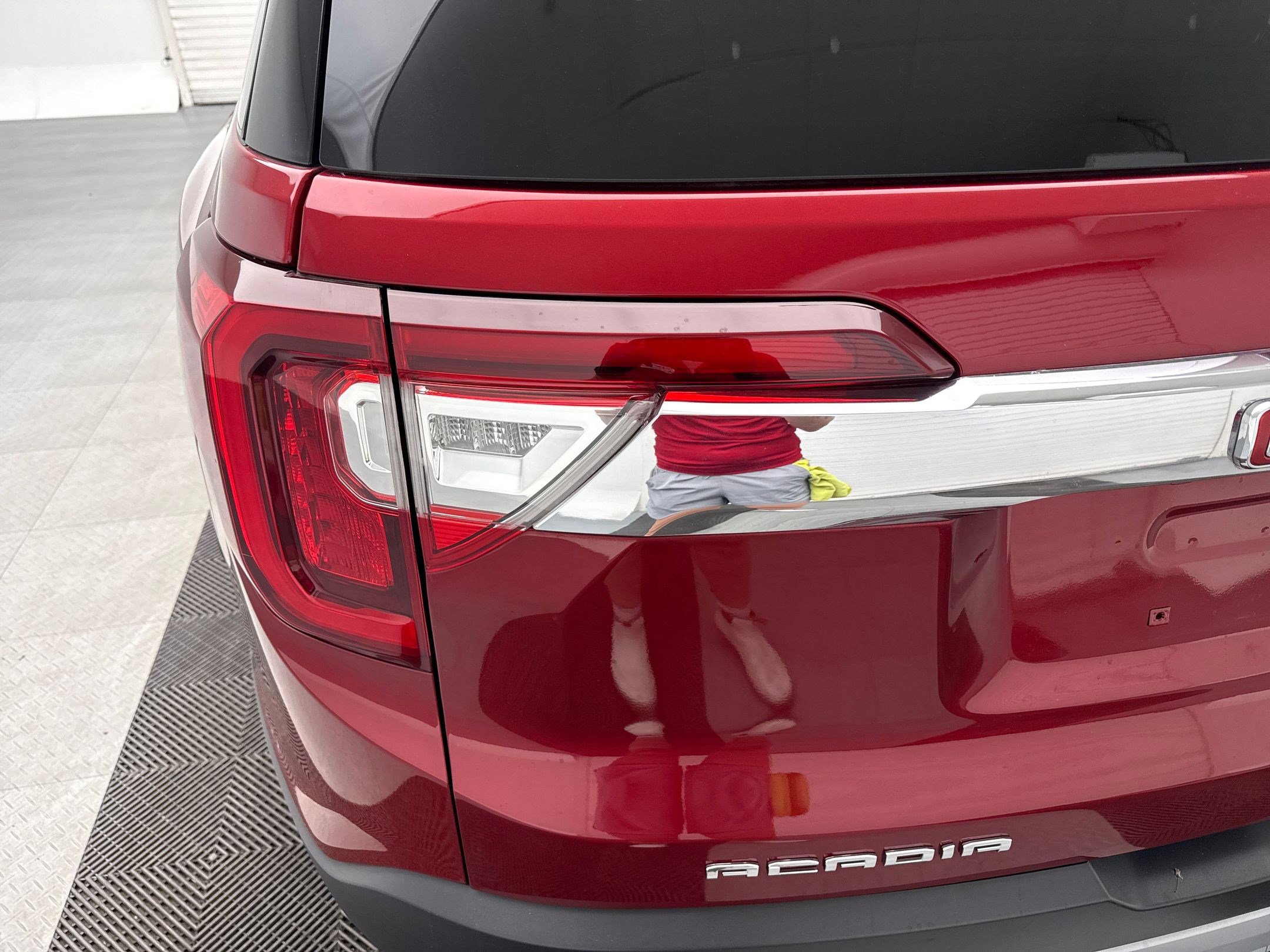 2023 Gmc Acadia SLE photo 11