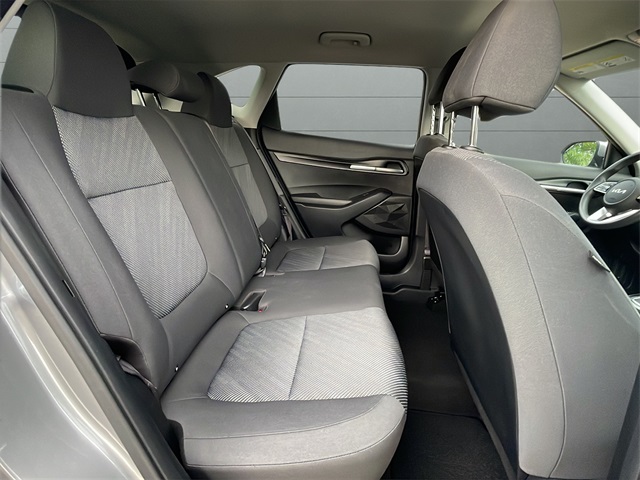 2023 Kia Seltos LX photo 33