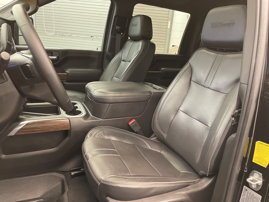 2023 Chevrolet Silverado 2500HD High Country photo 15