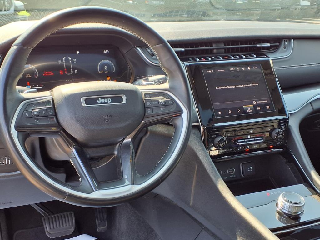 2022 Jeep Grand Cherokee Laredo photo 5