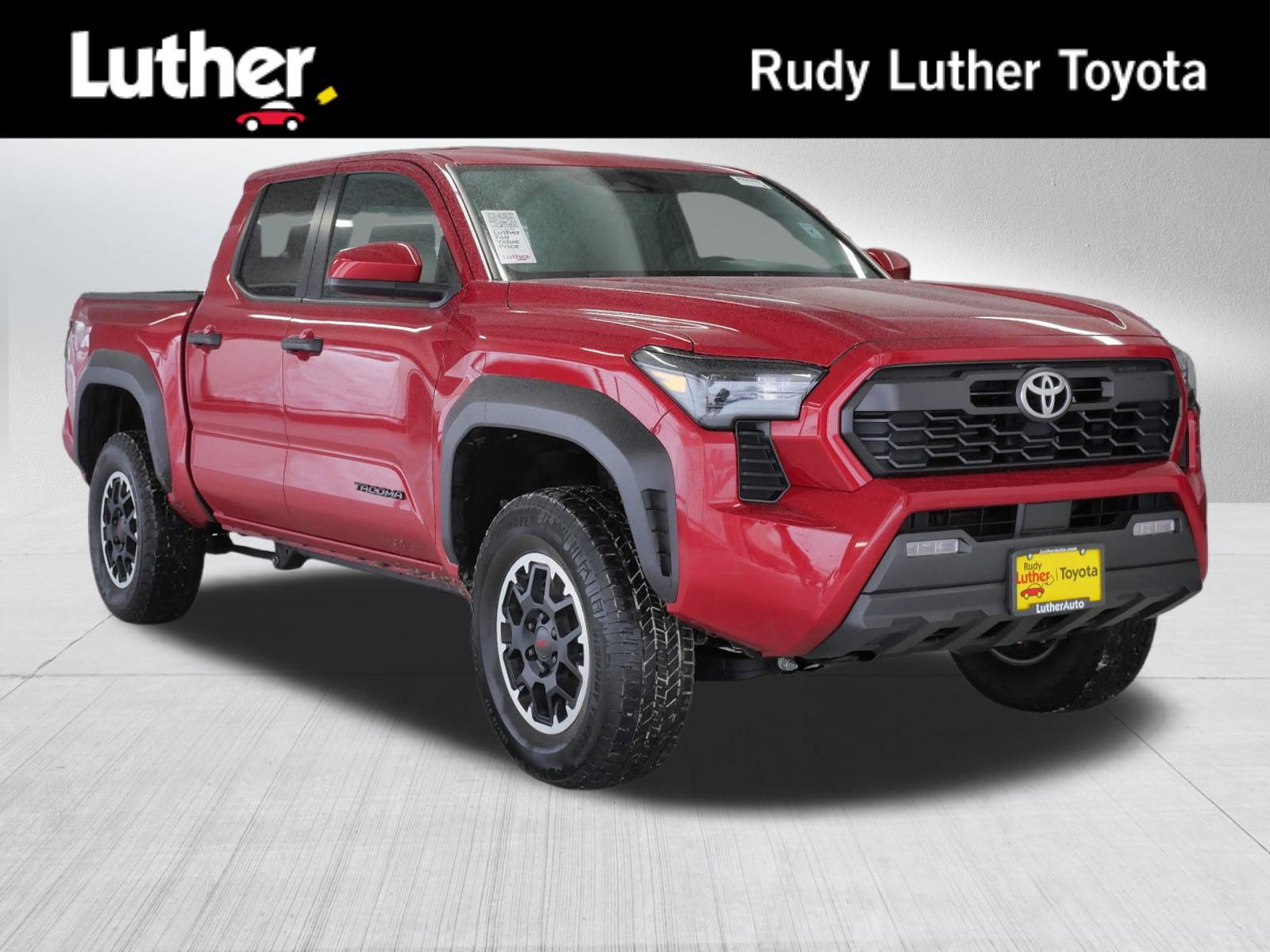 2024 Toyota Tacoma TRD Off Road's photo