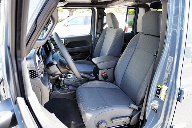 New 2025 Anvil Clear-Coat Exterior Paint Jeep Sport image 20