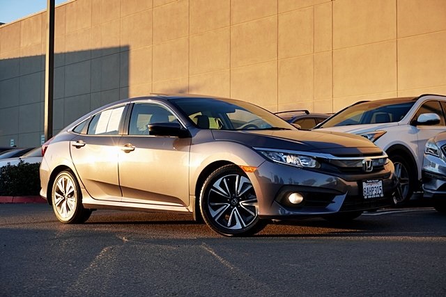 2017 Honda Civic EX-T's photo