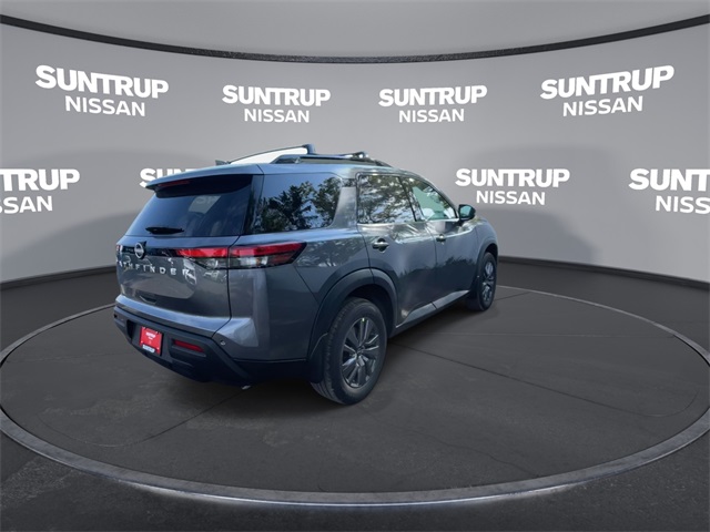 2025 Nissan Pathfinder SV photo 8