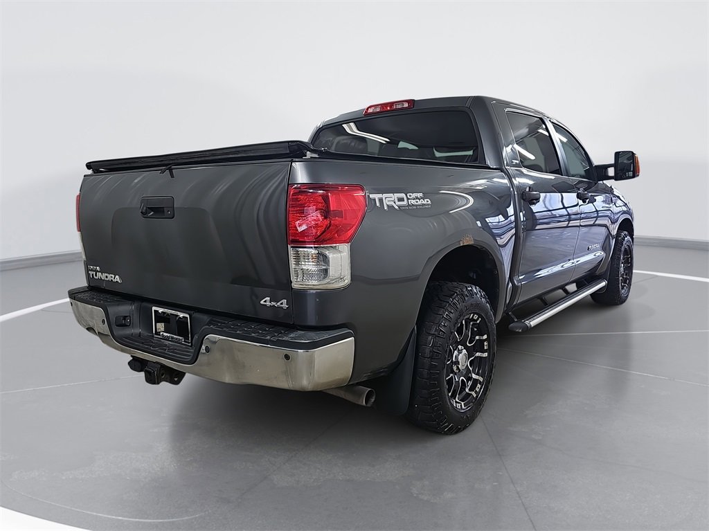 2012 Toyota Tundra CrewMax photo 2