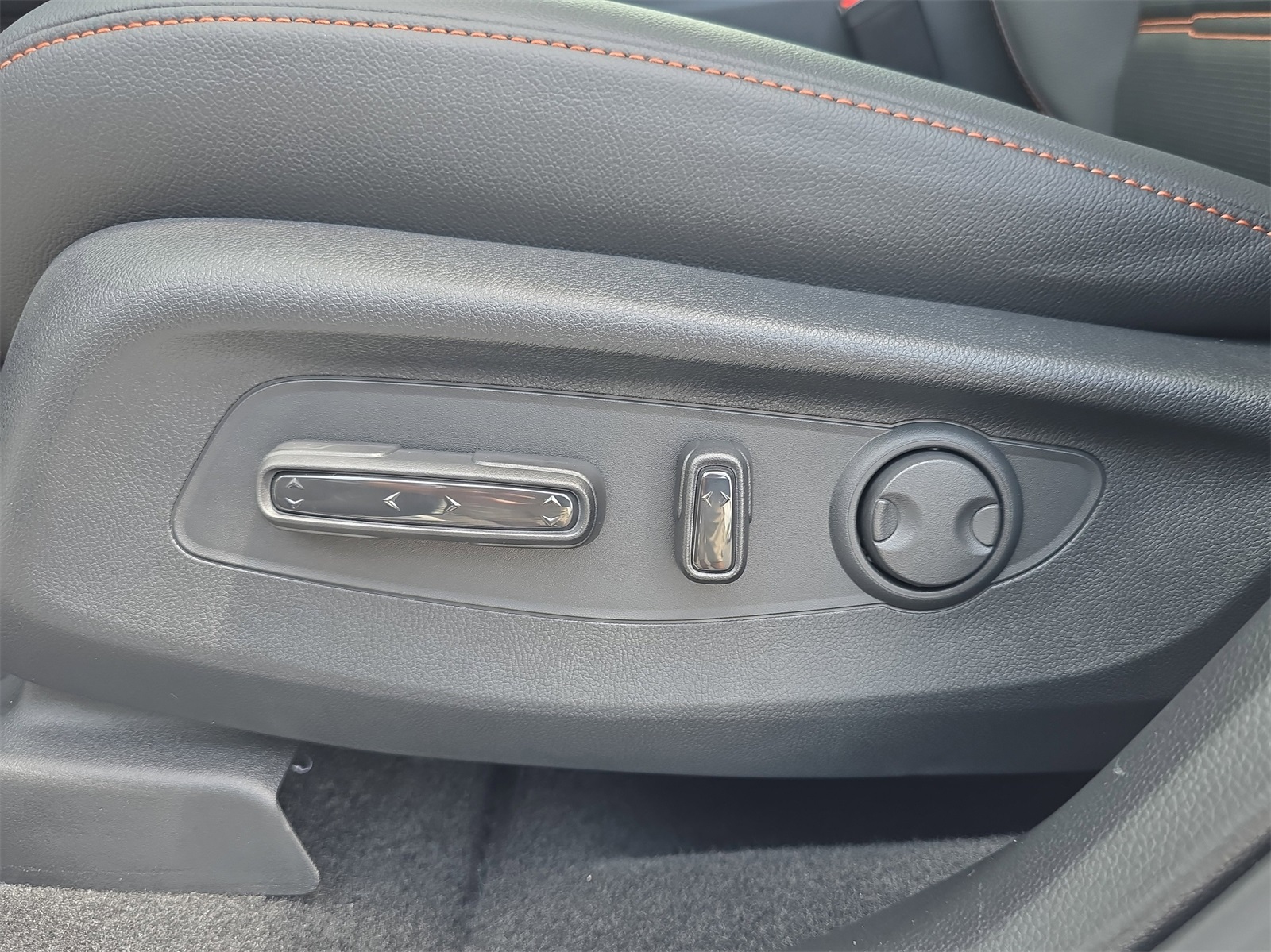 2026 Honda CR-V Hybrid Sport-L photo 17