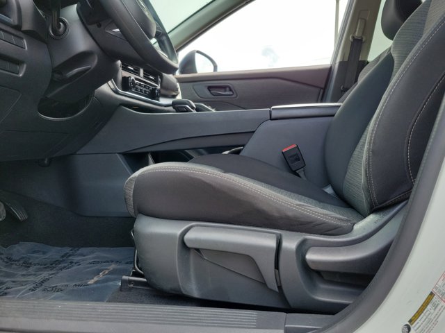 2021 Nissan Rogue S photo 14