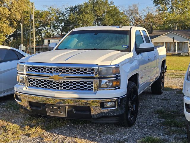 2015 Chevrolet Silverado 1500 LT photo 3