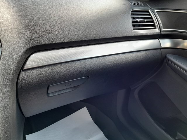 2018 Ford Explorer XLT photo 30