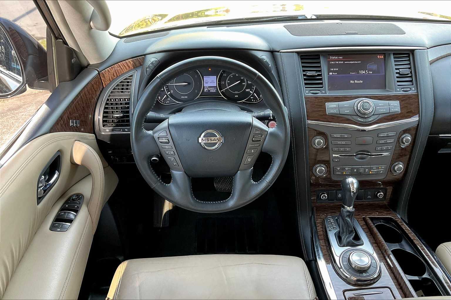 2017 Nissan Armada Platinum photo 5