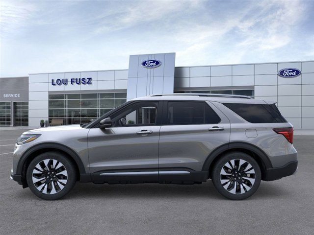 2026 Ford Explorer Platinum photo 2