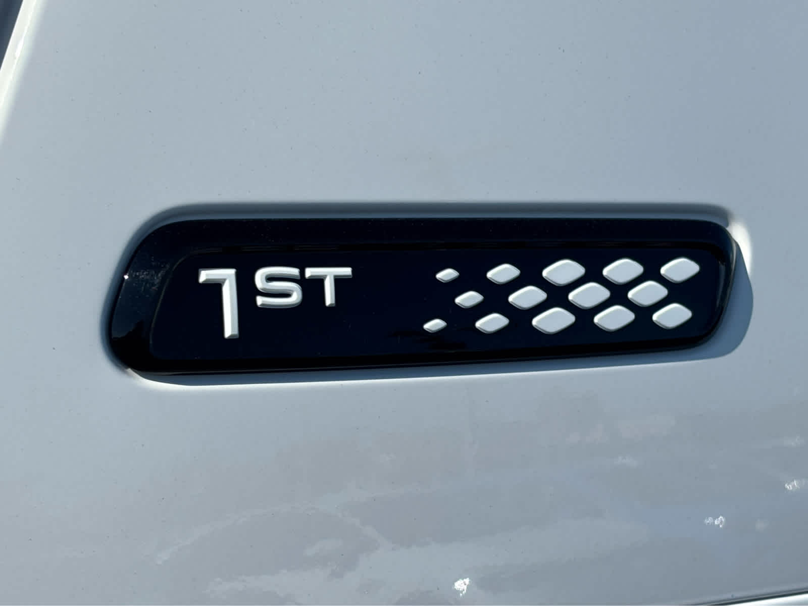 2025 Volkswagen ID. Buzz photo 3