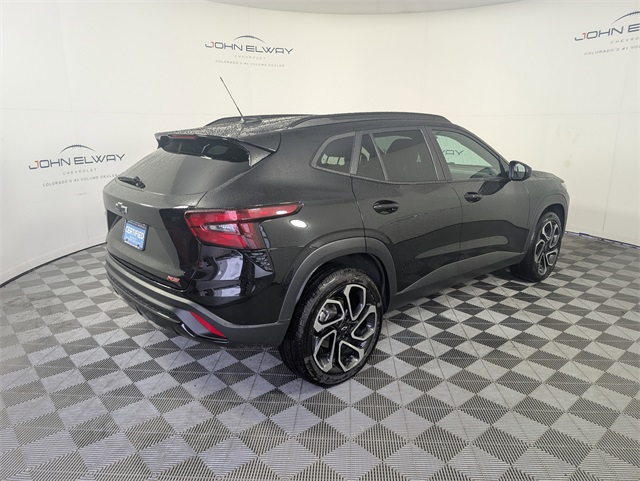 2024 Chevrolet Trax photo 3