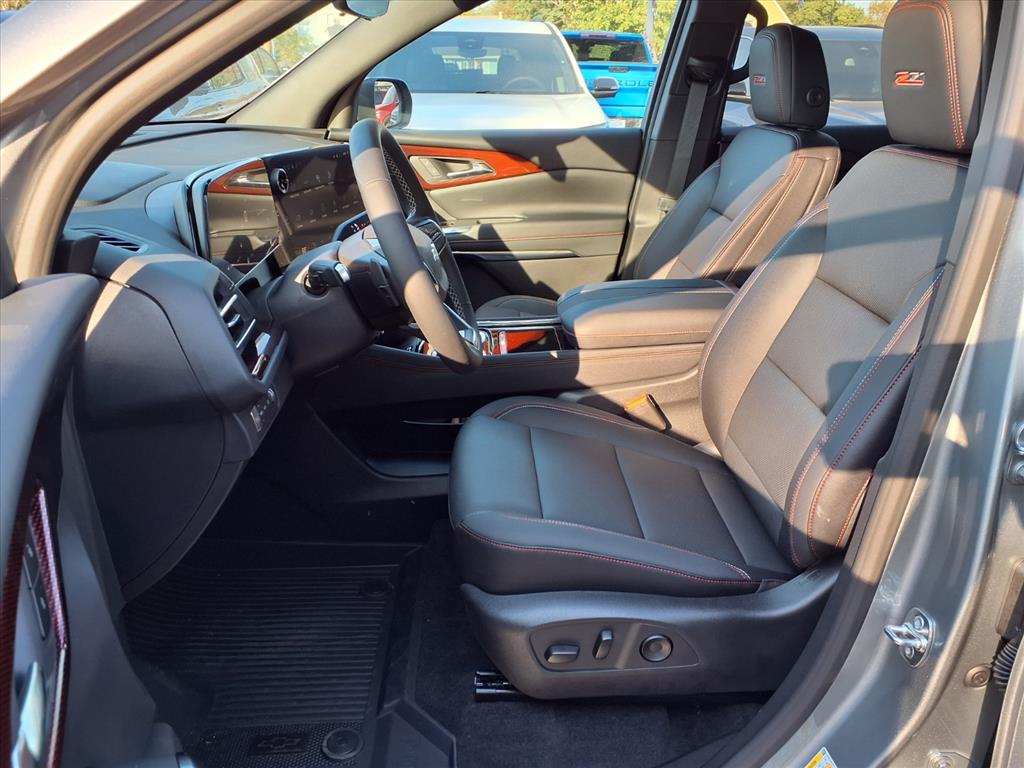 2026 Chevrolet Traverse Z71 photo 4