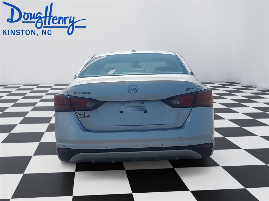 2024 Nissan Altima 2.5 SV photo 4