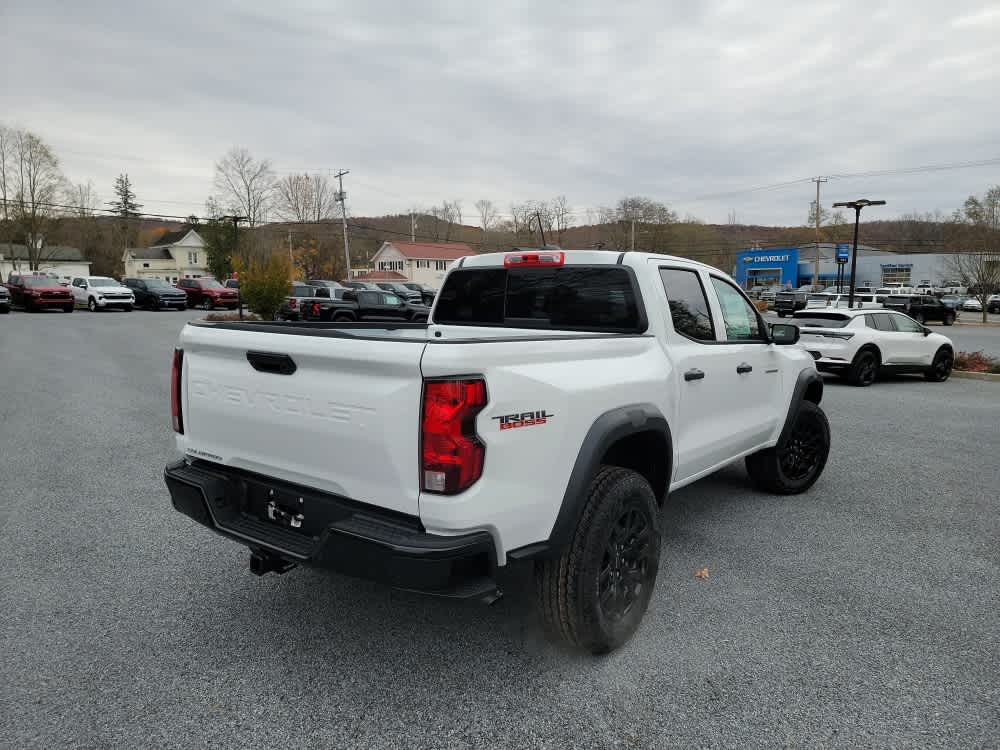 2026 Chevrolet Colorado Trail Boss photo 3
