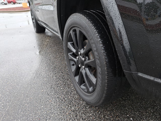 2020 Jeep Grand Cherokee Altitude photo 12