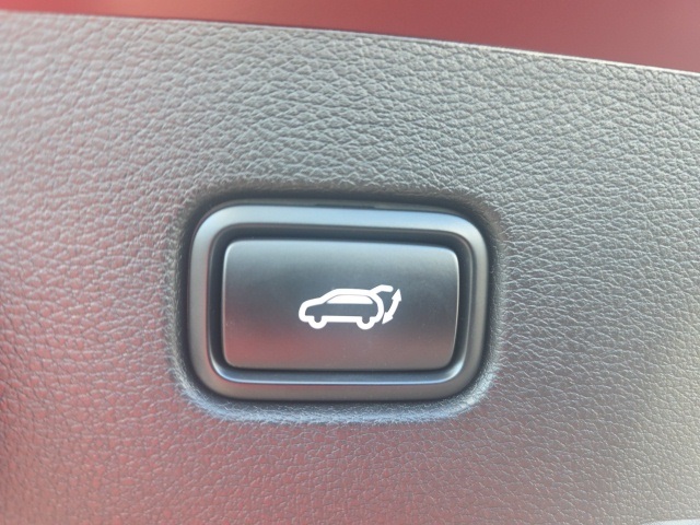 2023 Kia Sportage SX photo 12