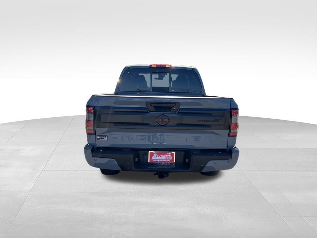 2025 Nissan Frontier Crew Cab PRO-4X photo 3