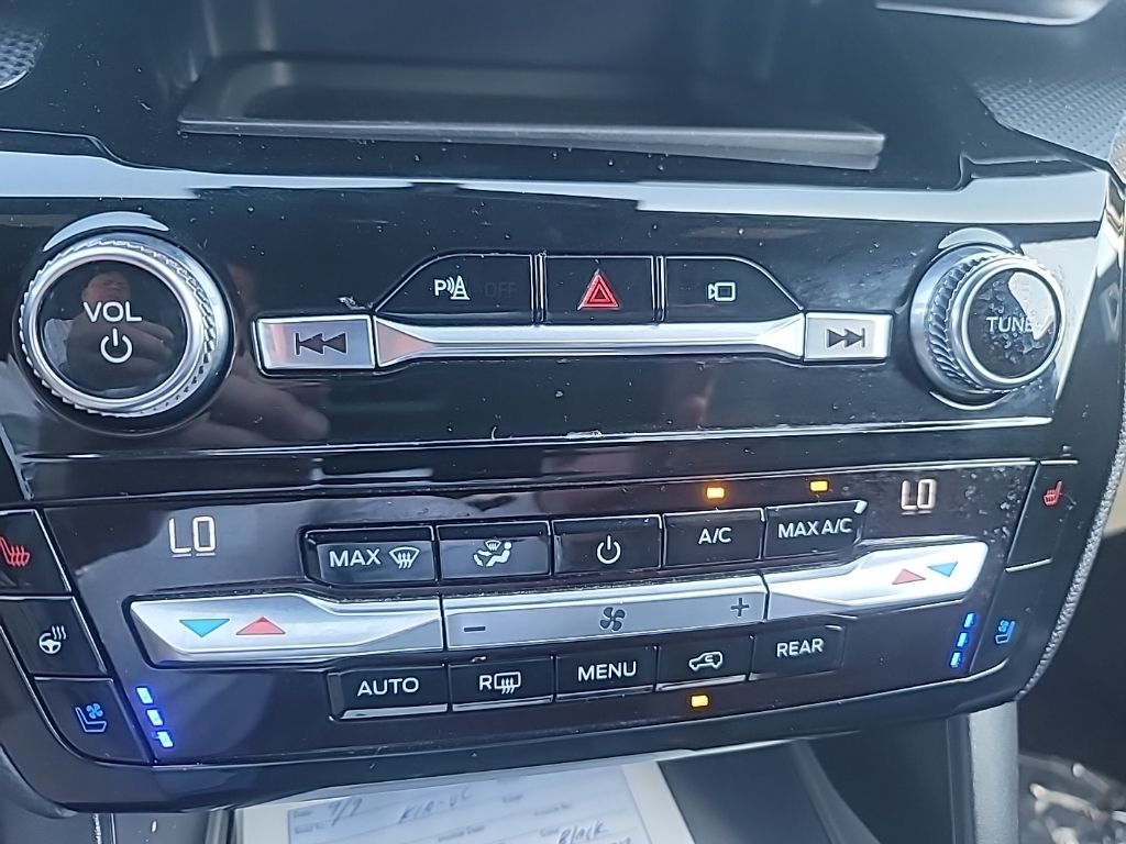 2021 Ford Explorer ST photo 14