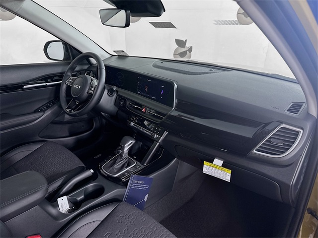 2024 Kia Seltos X-Line photo 27